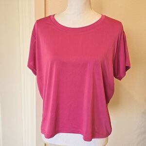 🍃 Real Essentials crop top Sz 2XL